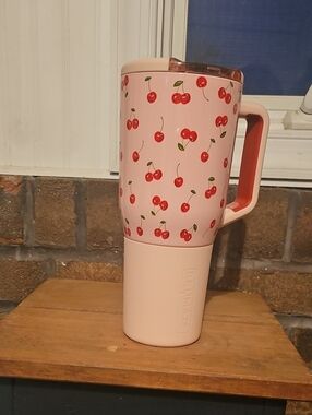 Brumate MUV 35 OZ Cherry Print Travel Mug